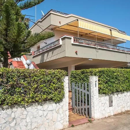 Villa Tommi A Due Passi Dal Mare Fontane Bianche