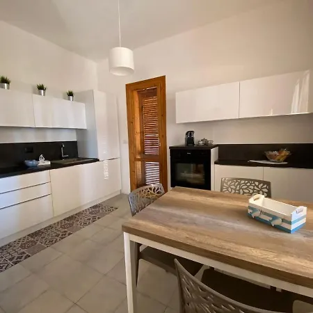 Villa Tommi A Due Passi Dal Mare